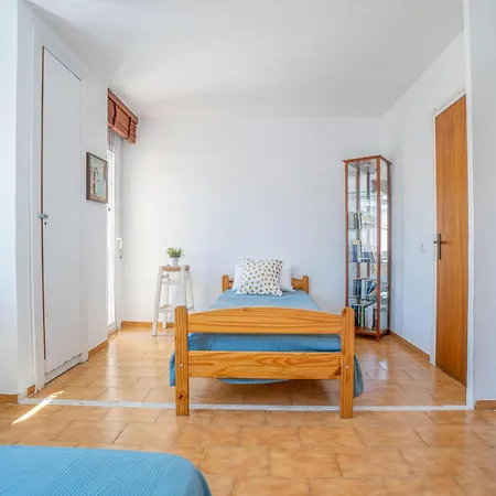 Con Terraza Grande Y Piscina Cerca De La Playa - Hisp-288-55 Apartamento *