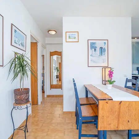 Apartamento Con Terraza Grande Y Piscina Cerca De La Playa - Hisp-288-55 *