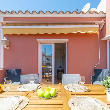 Apartamento Con Terraza Grande Y Piscina Cerca De La Playa - Hisp-288-55 *
