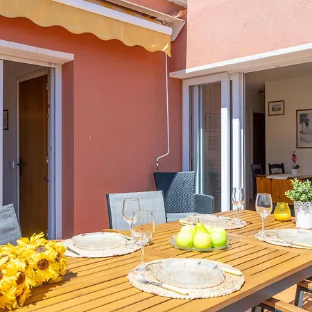 Apartment Con Terraza Grande Y Piscina Cerca De La Playa - Hisp-288-55